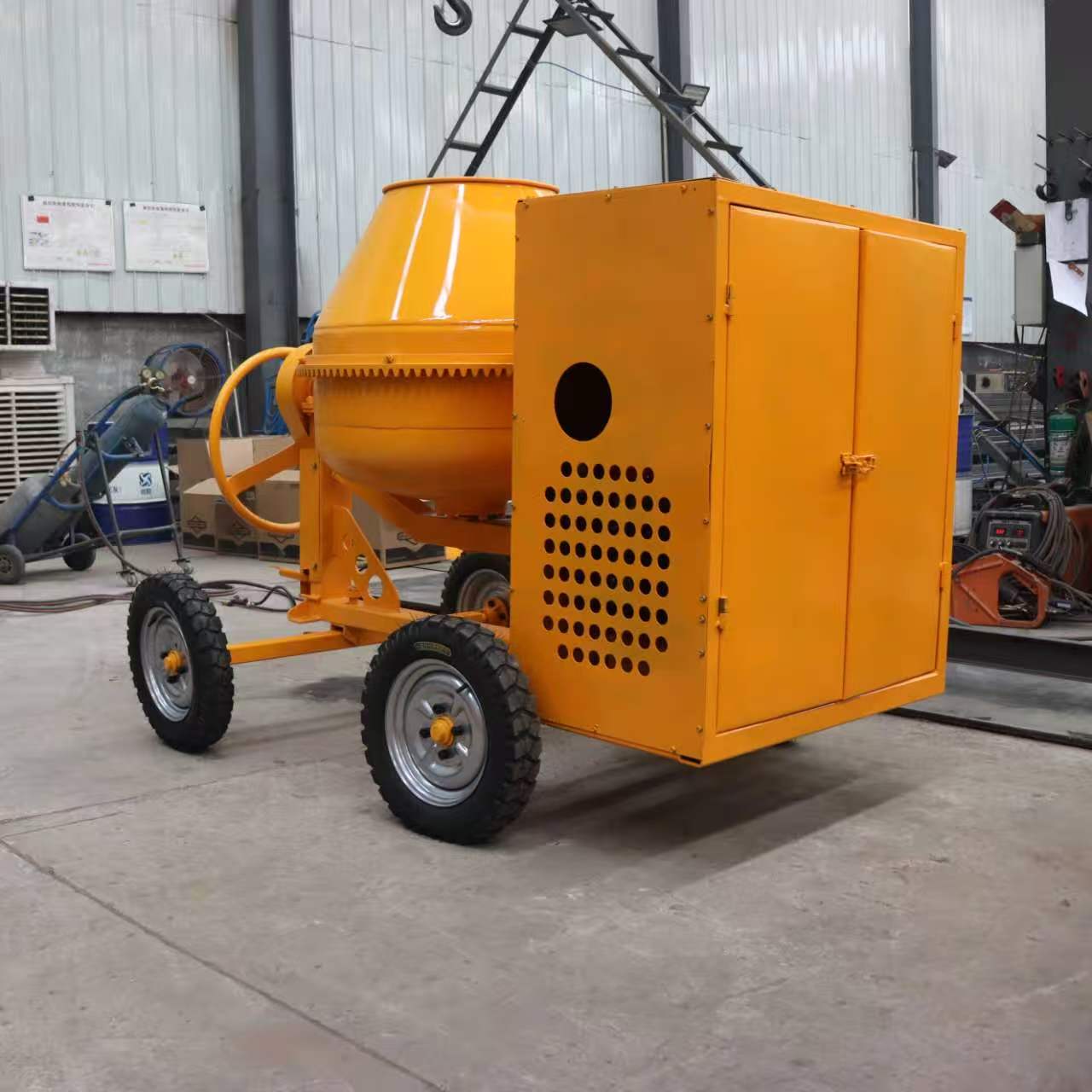 Бетоносмеситель YG с наклонным – обзор и цена Concrete Mixer Small